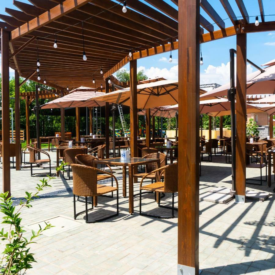 Alpen Park Ξενοδοχείο Σιμκέντ Εξωτερικό φωτογραφία